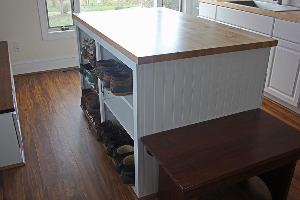 custom woodworking mudroom storage